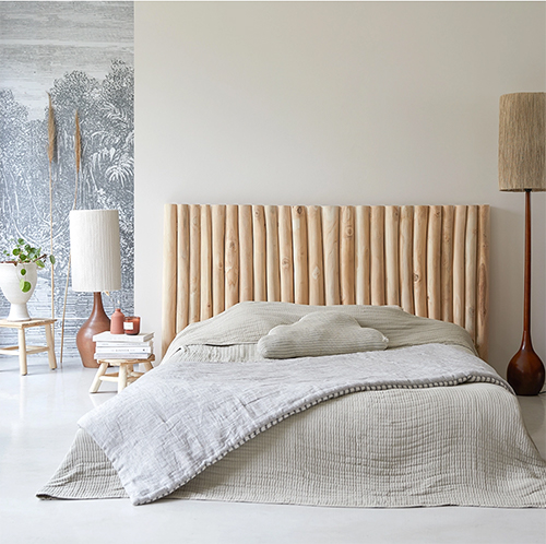 Tête de lit en bois flotté